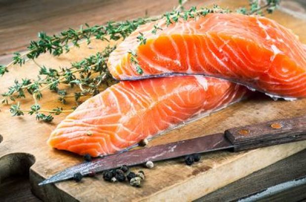 Omega-3-Fettsäuren sind vor allem in Fisch enthalten.