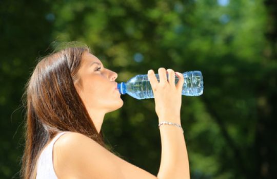 Das bevorzugte Getränk sollte Wasser sein.