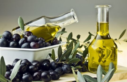 Besonders das Öl der Olive findet in der Küche seine Verwendung.